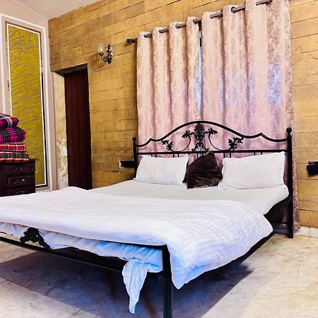 Bailey'S Castle Villa Lonavala Exterior photo