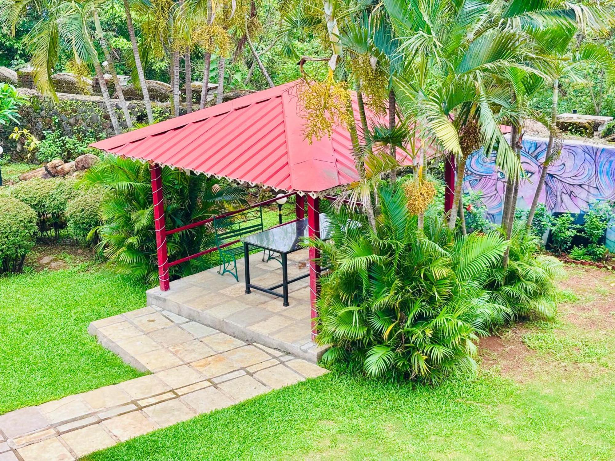 Bailey'S Castle Villa Lonavala Exterior photo