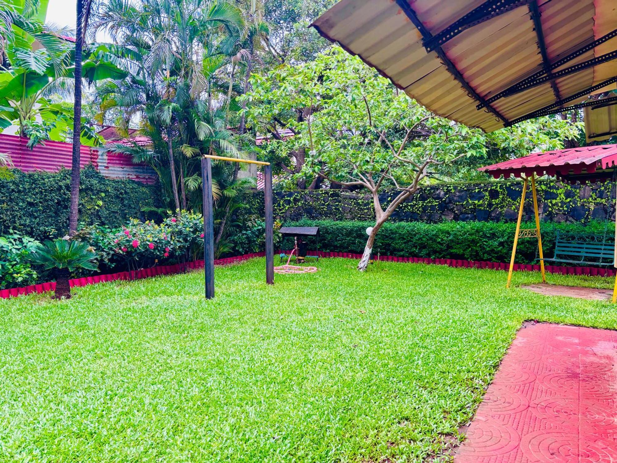 Bailey'S Castle Villa Lonavala Exterior photo