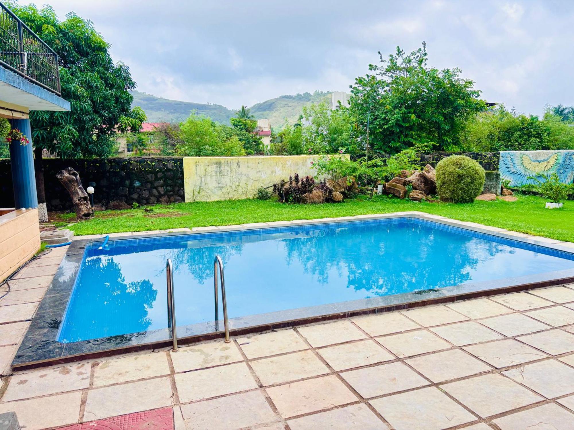 Bailey'S Castle Villa Lonavala Exterior photo